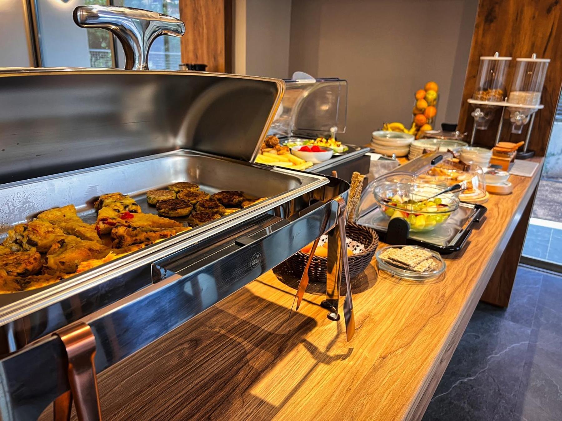 אתונה Wellnest Hotel מראה חיצוני תמונה