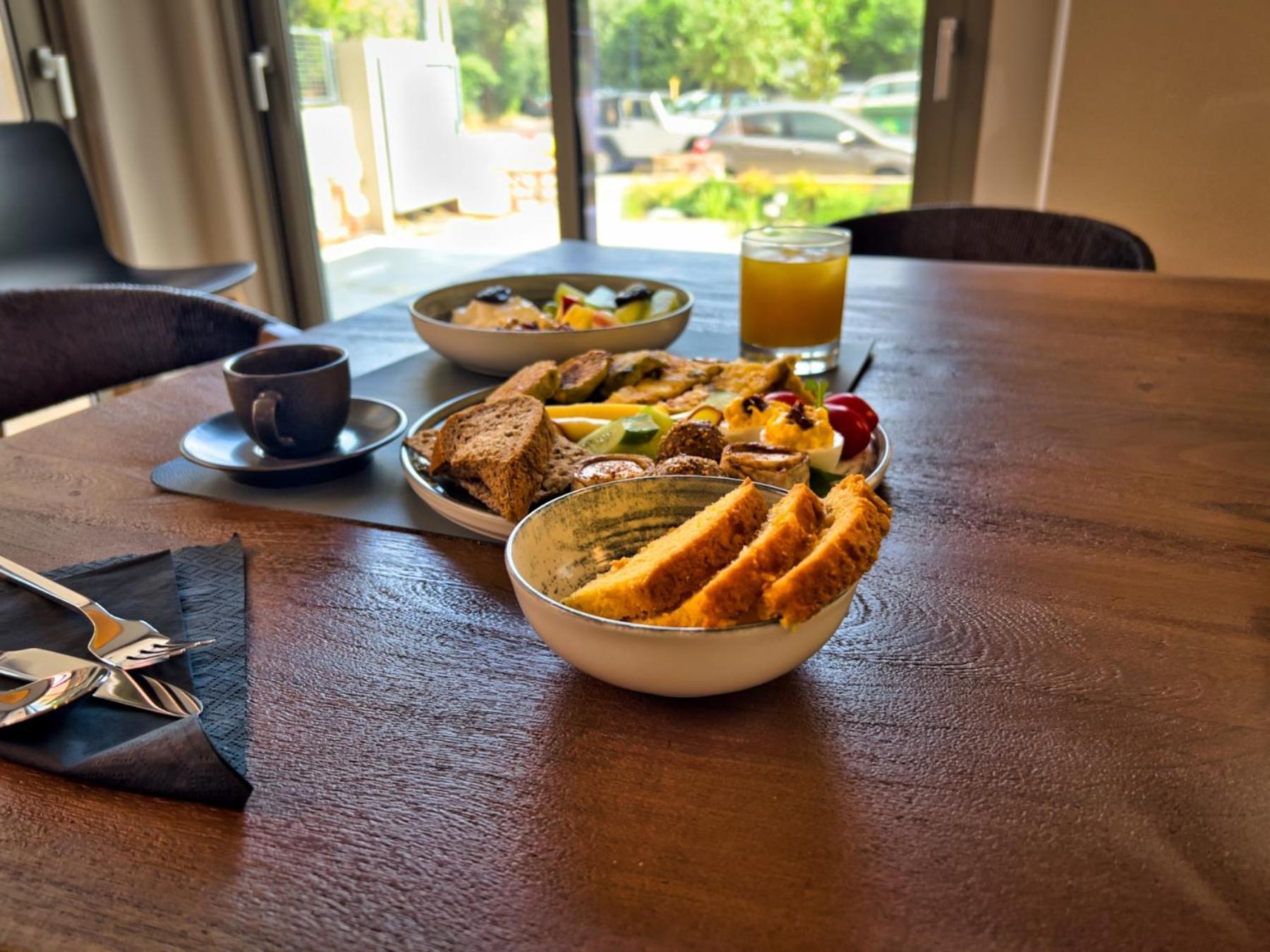 אתונה Wellnest Hotel מראה חיצוני תמונה